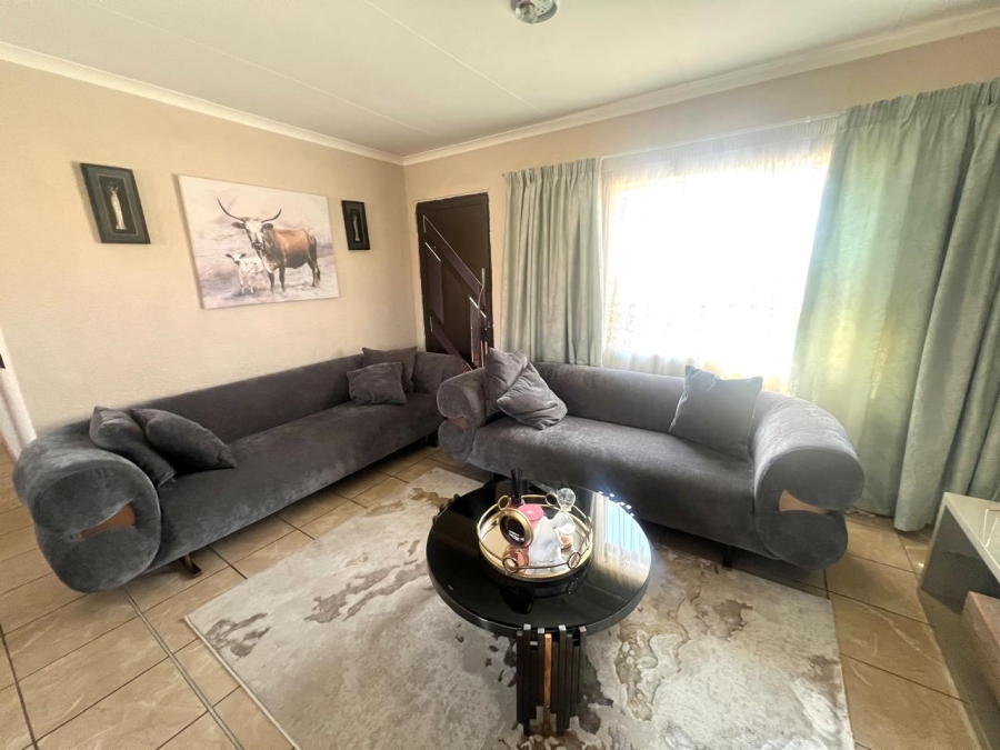 3 Bedroom Property for Sale in Waterkloof Hill Estate North West